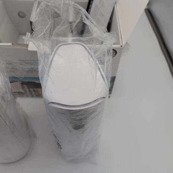 Netgear Orbi 770 Series Tri-band Mesh Wi-Fi 7 - Satellite RBE770 & Router RBE771 - Picture 11 of 15